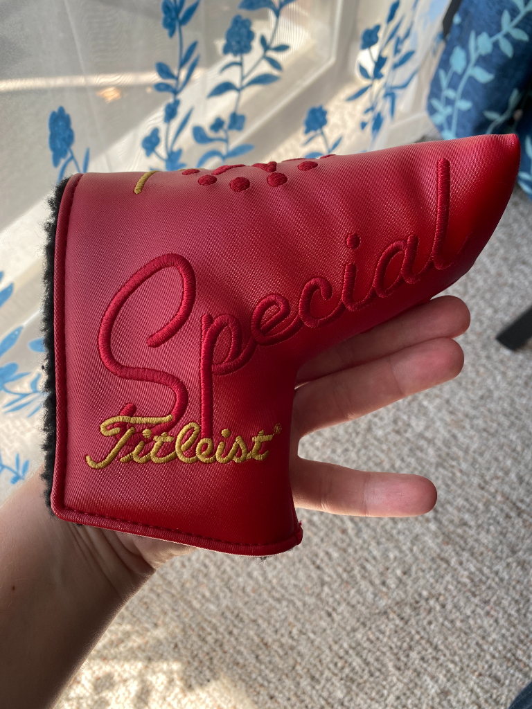 Titleist Scotty Cameron Special Select Mid Mallet – Copricapo Putter In Pelle – Grigio/Rosso/Oro