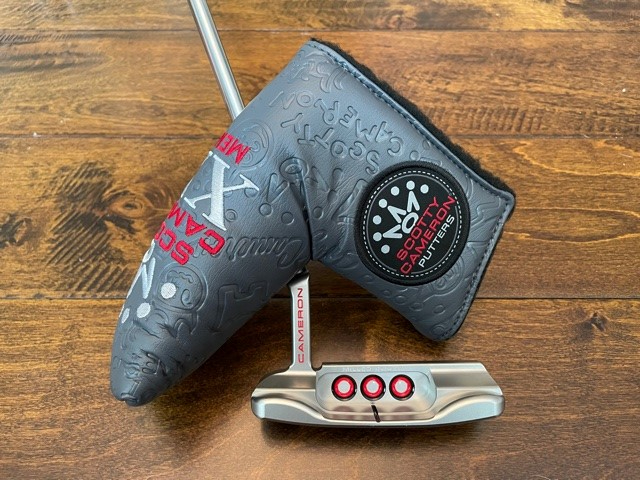 Scotty Cameron USA Dancing Junk Yard Dog Custom Shop Blade