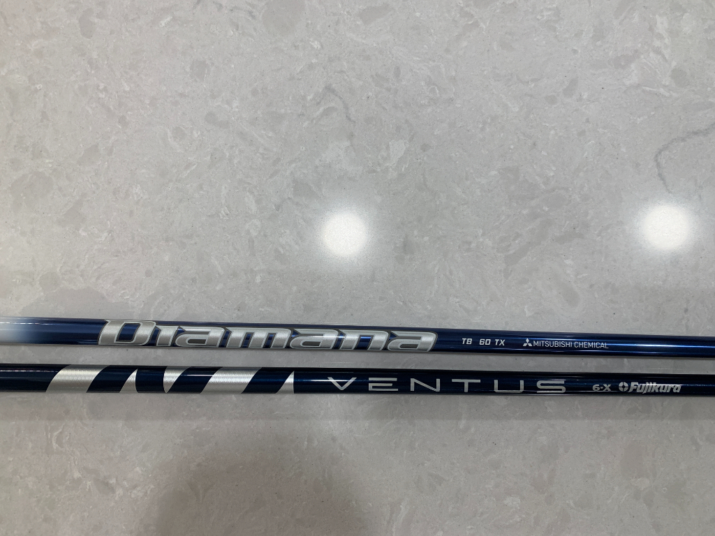 Bois 7 Taylormade Qi35 Tour - 21° - Shaft Ventus Velocore+ Bleu X-Flex - Reconditionné état Correct