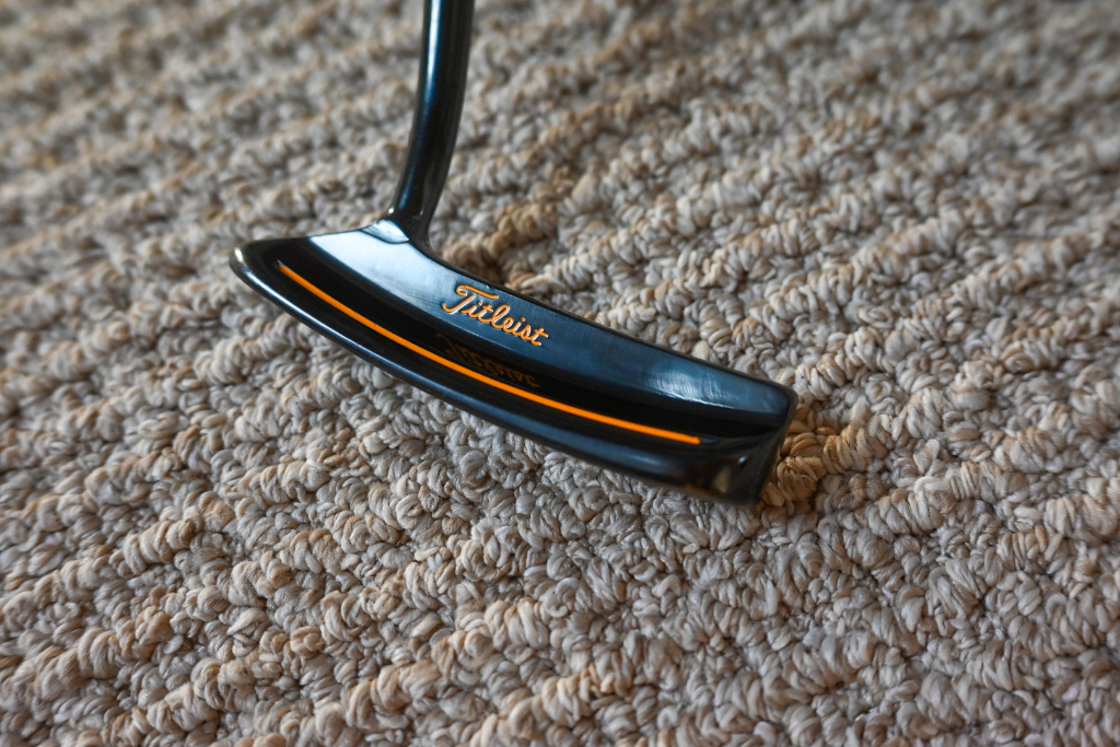 Scotty Cameron Studio Design 2 - Custom Shop - Junkyard Dog